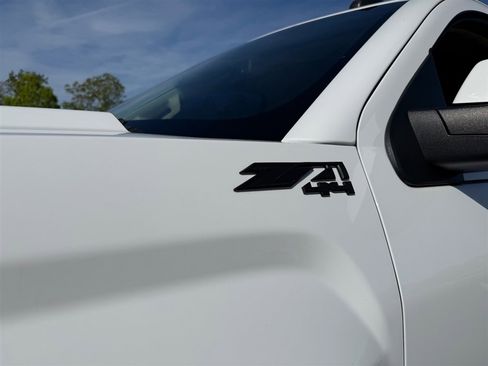 Used 2018 GMC Sierra 1500 SLT image 12