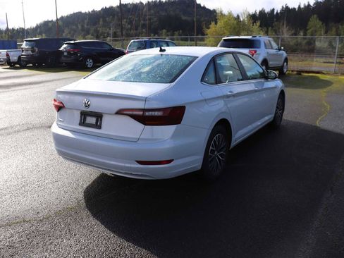 Used 2019 Volkswagen Jetta SEL image 5