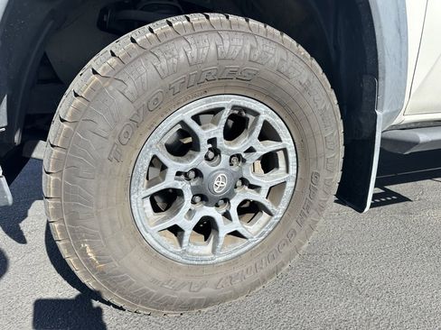 Used 2021 Toyota Tacoma SR image 6