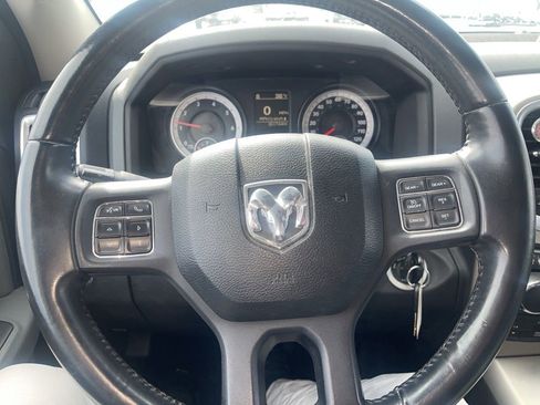 Used 2014 RAM 1500 Big Horn image 9