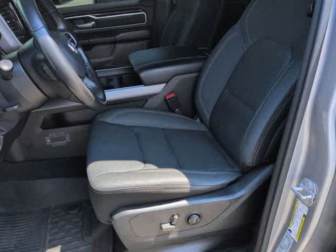 Used 2022 RAM 1500 Big Horn AWD/4WD image 16