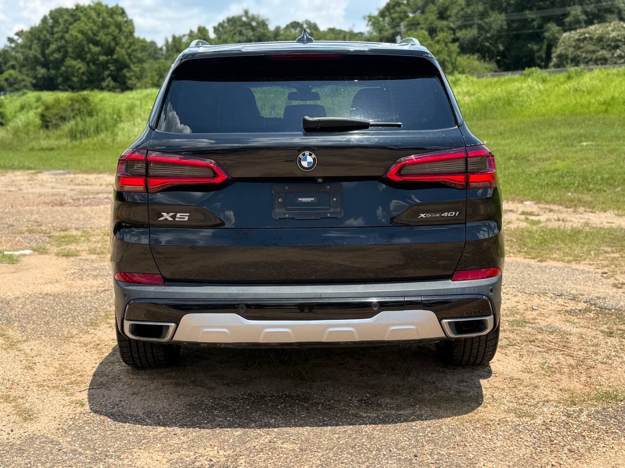 Used 2019 BMW X5 xDrive40i w/ Convenience Package AWD/4WD image 4