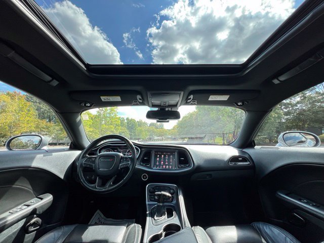 Used 2016 Dodge Challenger R/T Plus RWD image 18