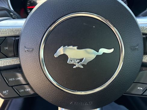 Used 2020 Ford Mustang Ecoboost image 26