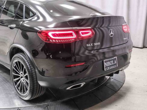 Certified 2022 Mercedes-Benz GLC 300 4MATIC Coupe image 8