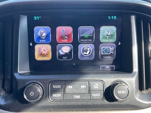 Used 2018 Chevrolet Colorado Z71 image 9