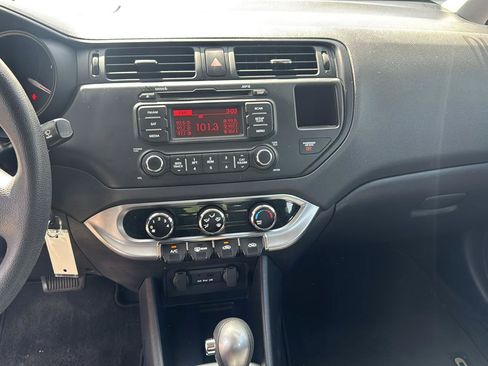 Used 2013 Kia Rio LX w/ PWR Pkg FWD image 10