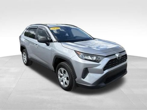 Used 2020 Toyota RAV4 LE FWD image 8