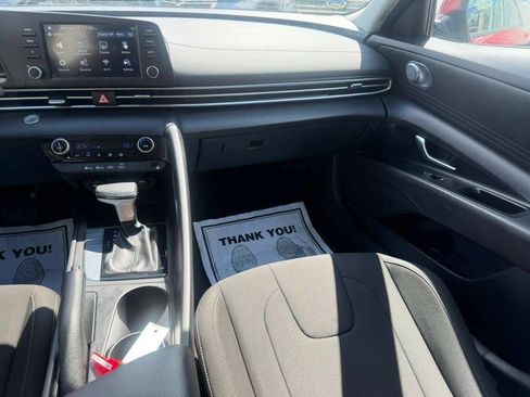Certified 2023 Hyundai Elantra SEL w/ Preferred Accessory Package FWD image 27