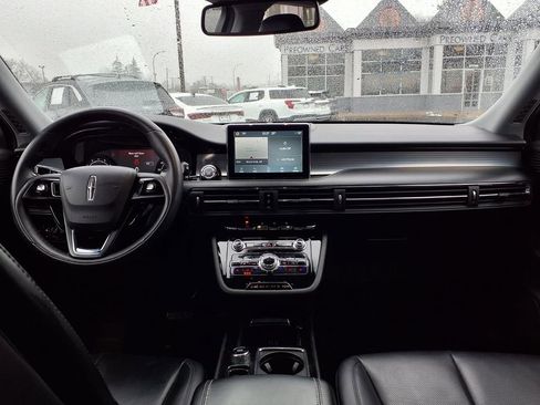 Used 2022 Lincoln Corsair AWD w/ Equipment Group 101A image 10