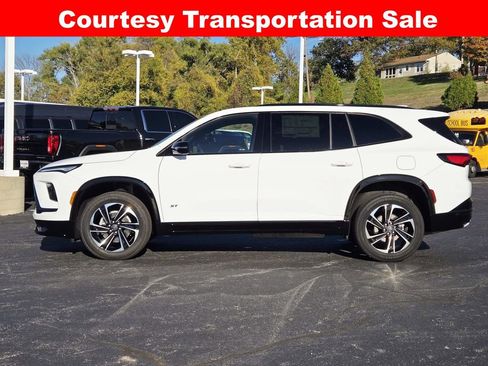 New 2025 Buick Enclave Sport Touring w/ Power Package image 6