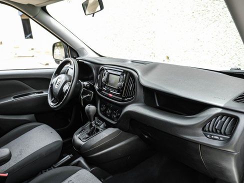 Used 2018 RAM ProMaster City Tradesman FWD image 11