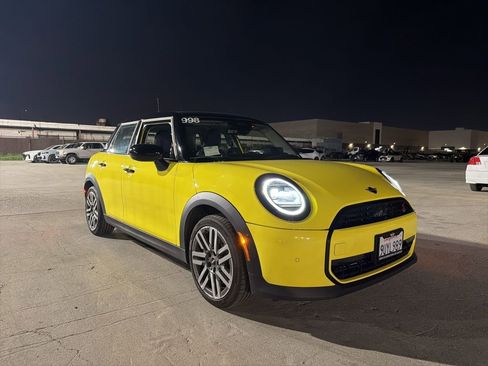 Used 2025 MINI Cooper S image 7