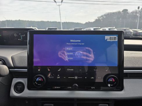 New 2026 Subaru Solterra image 21