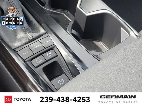Used 2025 Toyota Camry SE FWD image 33