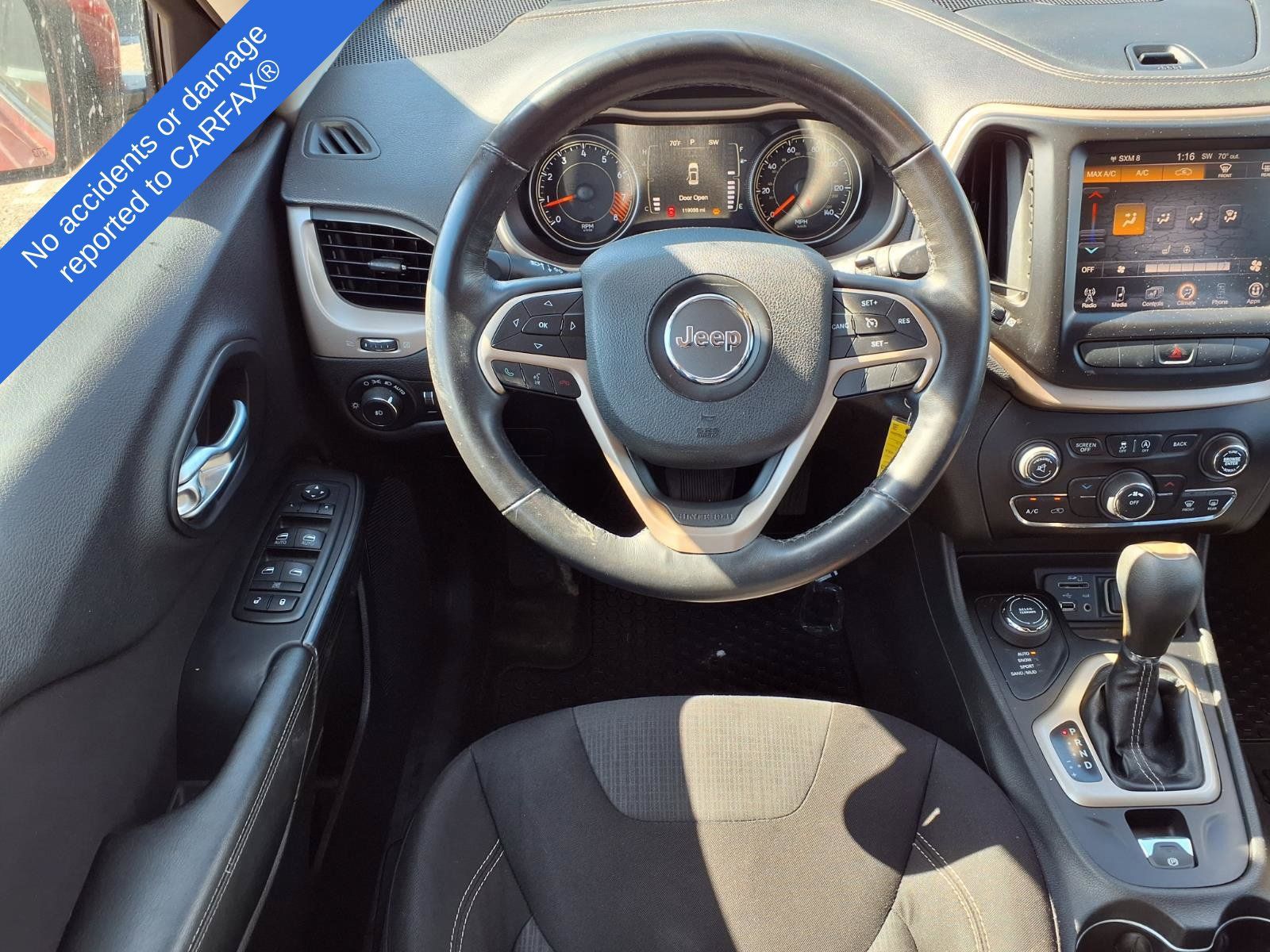 Used 2015 Jeep Cherokee Latitude w/ Cold Weather Group AWD/4WD image 13
