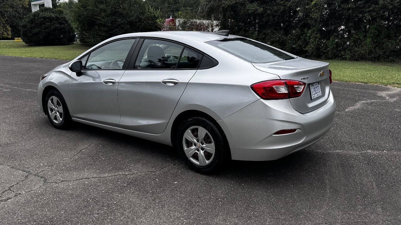 Used 2018 Chevrolet Cruze LS FWD image 6