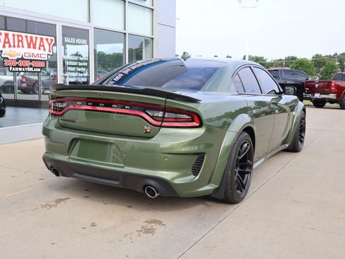 Used 2022 Dodge Charger Scat Pack RWD image 3