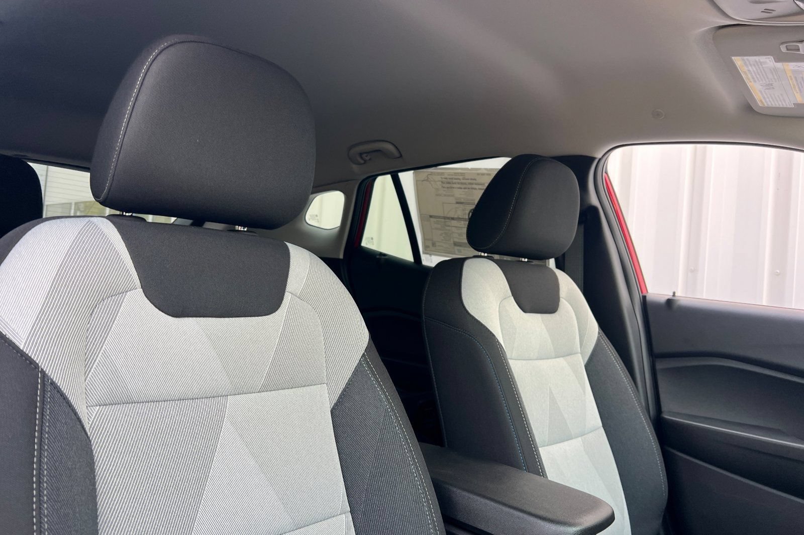 New 2026 Chevrolet Trax LS w/ LS Convenience Package FWD image 14