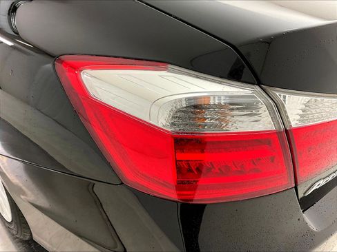Used 2013 Honda Accord EX-L image 23