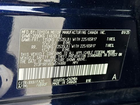 Used 2025 Toyota RAV4 XLE w/ Convenience Package image 23