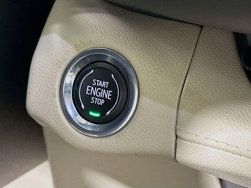 Used 2023 Buick Envision Preferred image 19