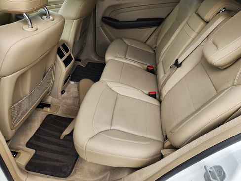 Used 2015 Mercedes-Benz ML 350 2WD image 31