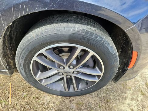 Used 2019 Dodge Charger SXT image 7