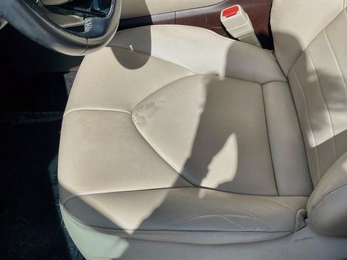Used 2020 Toyota Highlander XLE FWD image 19