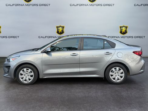 Used 2021 Kia Rio S image 2