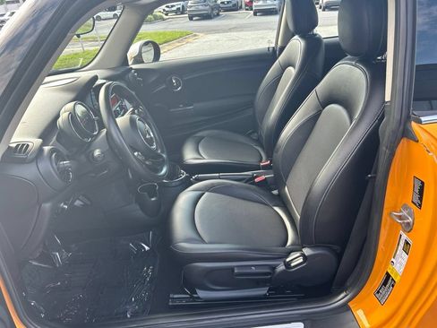 Used 2016 MINI Cooper 2-Door Hardtop FWD image 26
