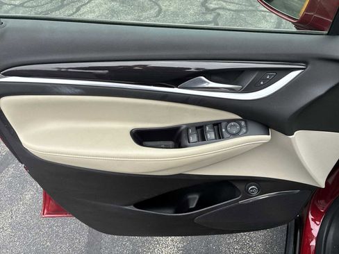 Used 2019 Buick Enclave Essence w/ LPO, Sport Appearance Package image 22