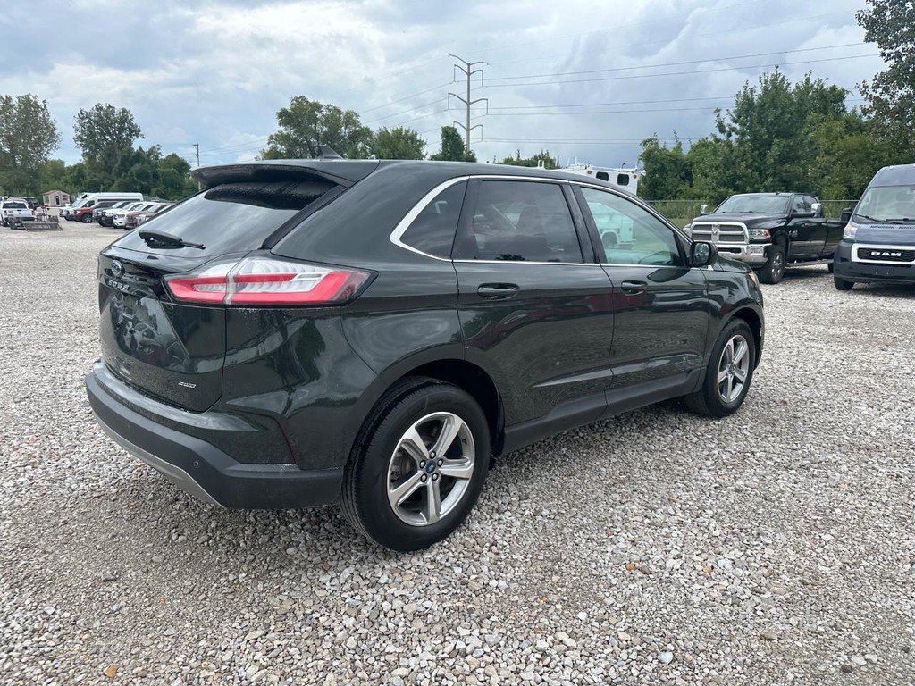 Used 2022 Ford Edge SEL w/ Convenience Package AWD/4WD image 3