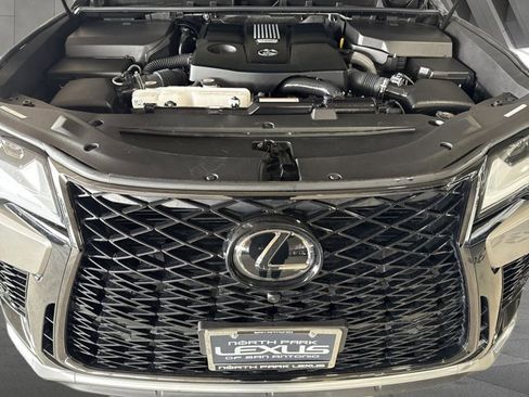 Used 2023 Lexus LX 600 F Sport image 28