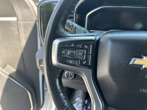 Used 2023 Chevrolet Silverado 1500 LTZ AWD/4WD image 17