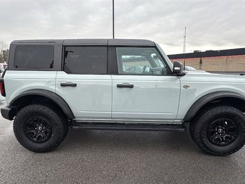 Used 2023 Ford Bronco Wildtrak image 6