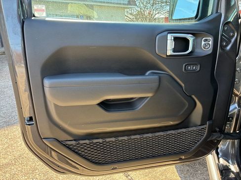 New 2026 Jeep Wrangler Rubicon w/ Safety Group image 10