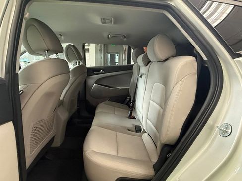 Used 2016 Hyundai Tucson SE image 4