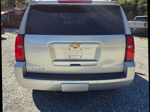 Used 2018 Chevrolet Tahoe LT image 11