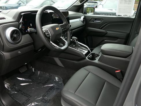 Used 2026 Chevrolet Colorado LT w/ LT Convenience Package RWD image 14