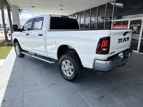 Used 2025 RAM 2500 Big Horn AWD/4WD image 7