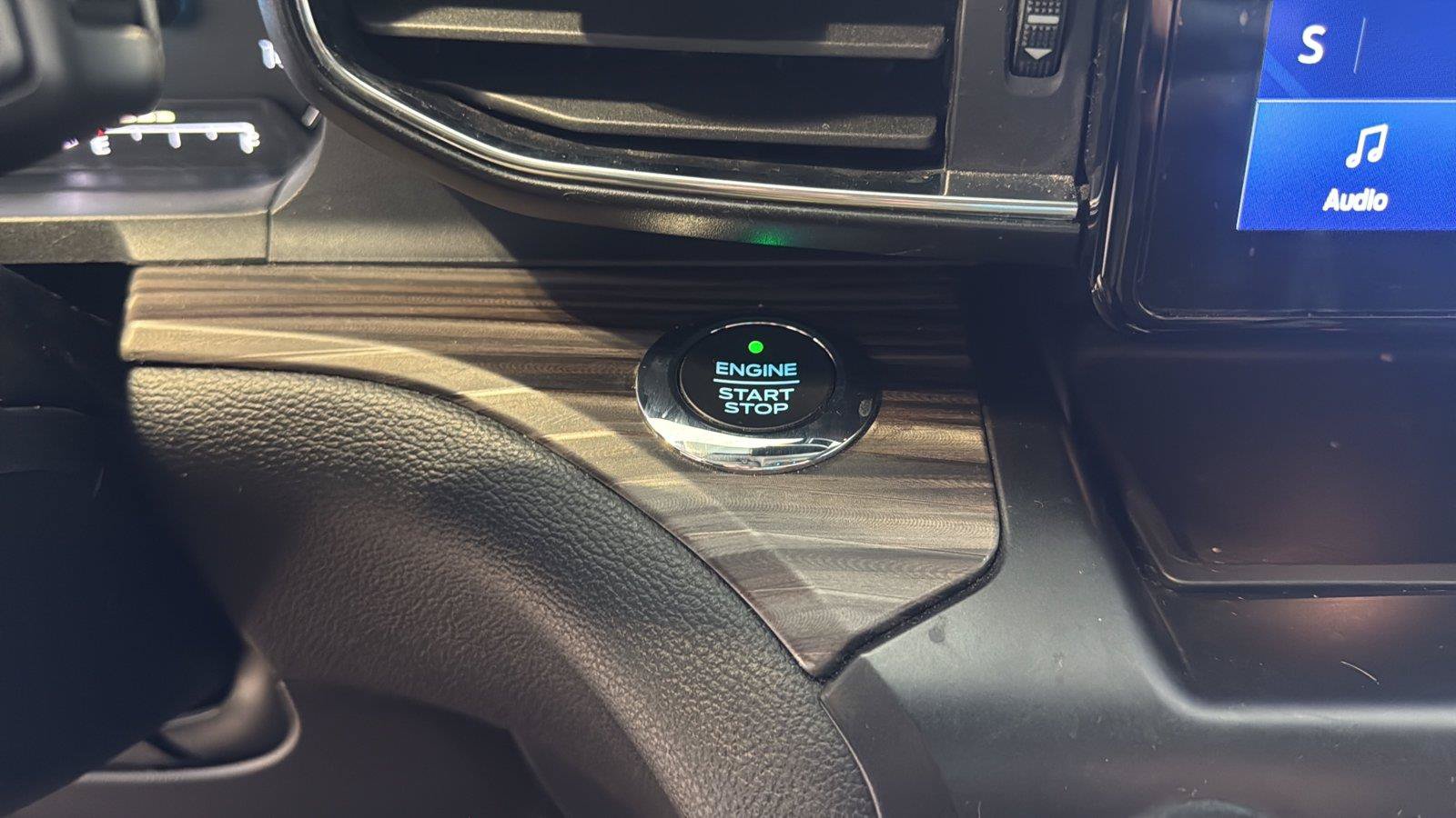 Certified 2020 Ford Explorer Limited AWD/4WD image 23