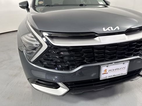 Used 2025 Kia Sportage EX AWD/4WD image 28