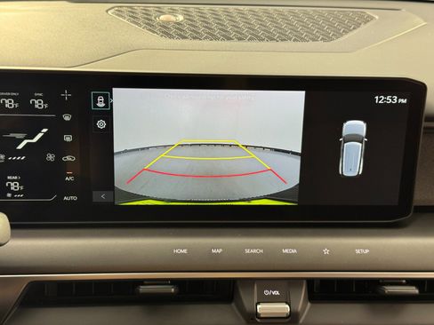 Used 2024 Kia EV9 Wind image 27