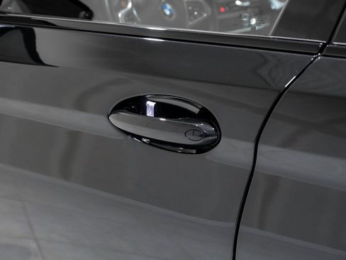 Used 2022 BMW M5 w/ Executive Package image 39