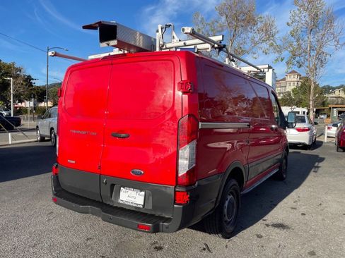 Used 2017 Ford Transit 250 130 Low Roof image 4