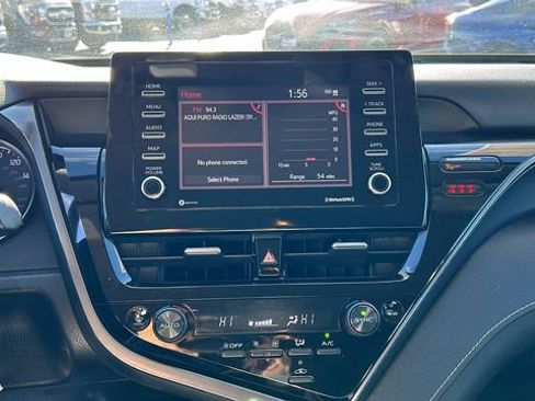 Used 2023 Toyota Camry SE image 20