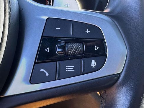 Used 2022 BMW 330i xDrive Sedan w/ M Sport Package image 28