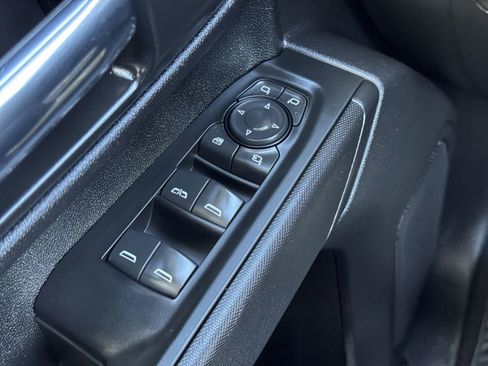 Used 2024 Chevrolet Silverado 2500 Custom w/ Custom Value Package image 15