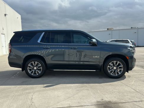 Used 2021 Chevrolet Tahoe LT w/ LT Signature Package image 9